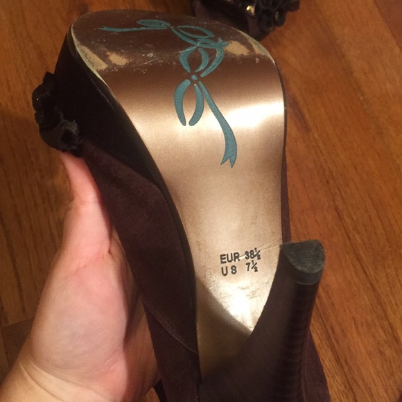 Poetic Licence London Brown Suede Heels - Picture 4 of 7